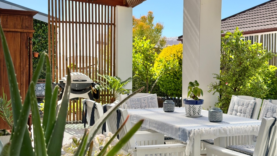 3 Bedroom Property for Sale in Gordons Bay Village Western Cape